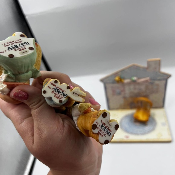 Our Cherished Family 1993 Figurine Collectable Complete Set 8 Pieces Vintage - Picture 10 of 10